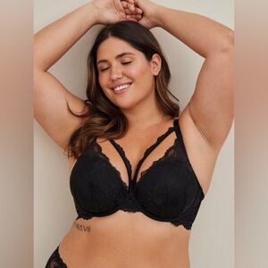 Torrid Curve XO Plunge Push Up Black Lace Bra 46DDD Underwire Padded Sexy